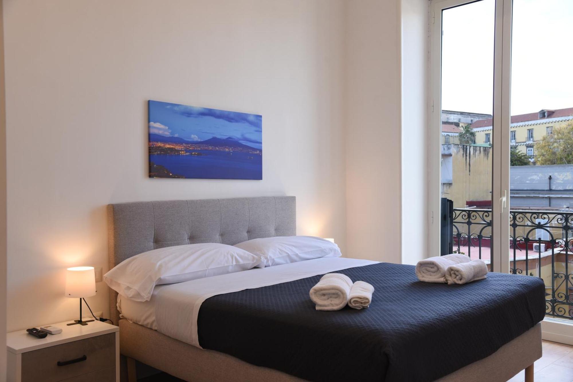 Downtown Umberto 74 Apartment Napoli Exterior foto